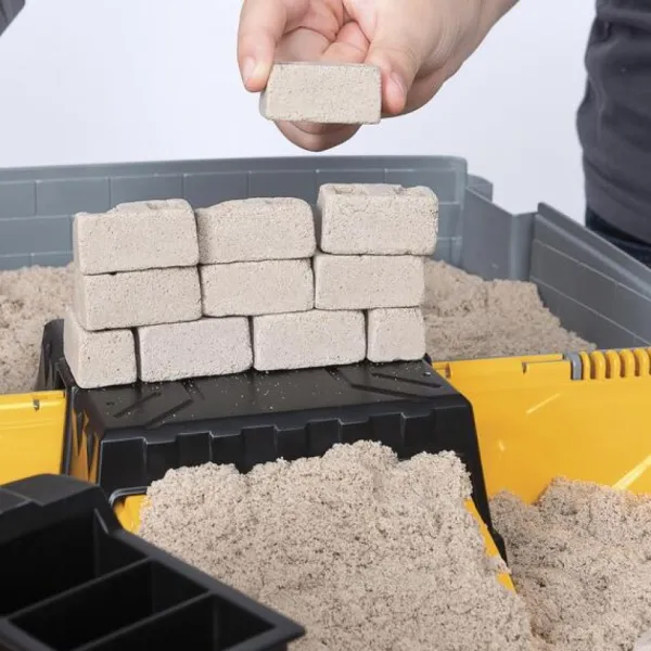 Spin Master Kinetic Sand - Mallette De Construction - Sable Magique A Modeler- Mosaïque, Sable Et Paillettes